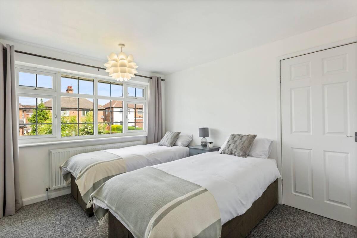 Bright & Spacious With Garden & Parking Nottingham Exteriér fotografie